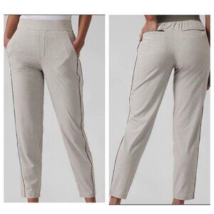 Athleta Brooklyn Textured Joggers Womens 10 Gray Ankle Striped Hiking Outdoors